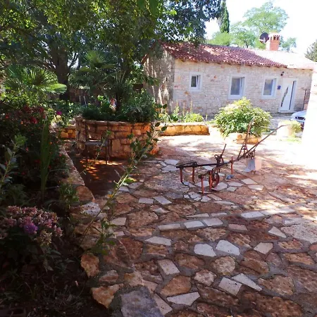 Ferienhaus Homes In Rovinj/istrien 11675 *